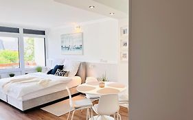 Neu - Frisch Renoviertes Ferienapartment 